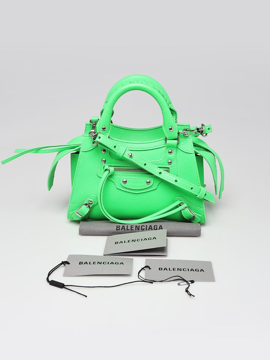 Balenciaga - Authenticated Neo Classic Handbag - Leather Green Plain for Women, Never Worn
