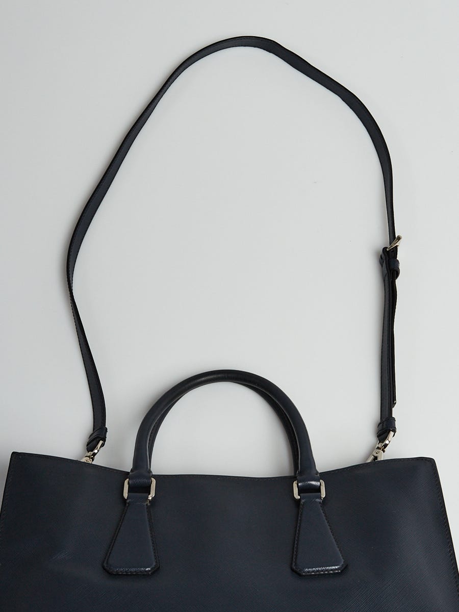 Saffiano leather shoulder bag