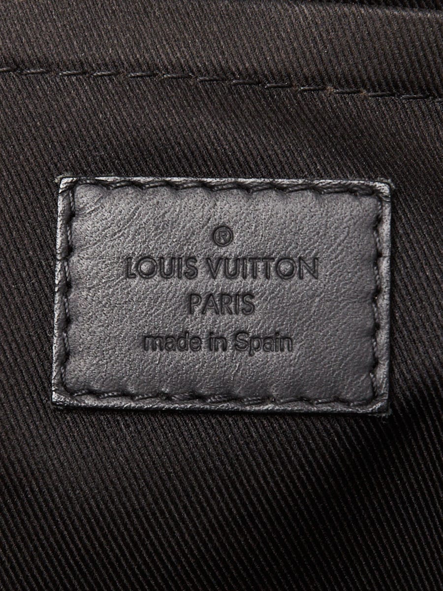 Louis Vuitton Monogram Shadow Discovery Pochette GM Noir 