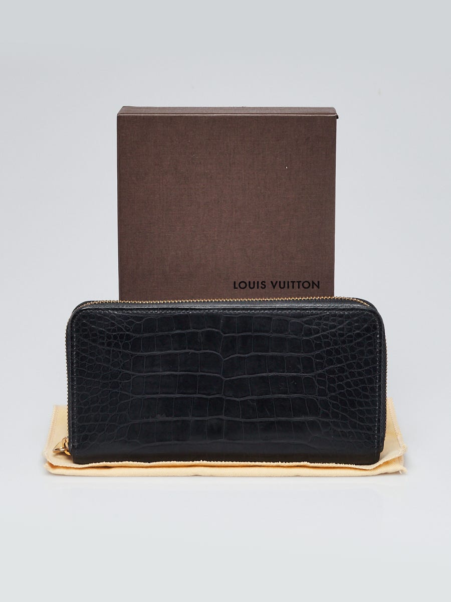 Louis Vuitton - Authenticated Coin Card Holder Small Bag - Crocodile Brown Crocodile for Men, Never Worn