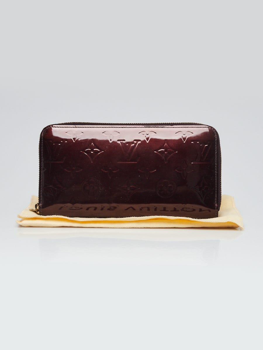 Louis Vuitton Zippy Vernis Amarante Wallet 