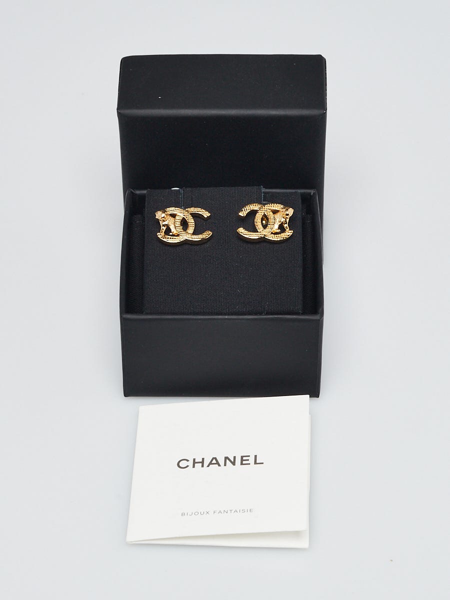 Louis Vuitton Goldtone Chain Bijoux Fantaisie Hoop Earrings - Yoogi's Closet