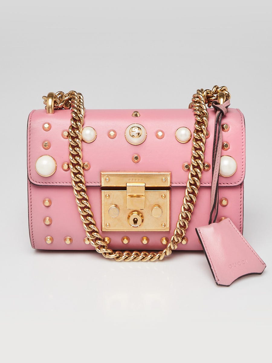 Black pre-owned Gucci GG Marmont Mattelasse mini bag | SOTT