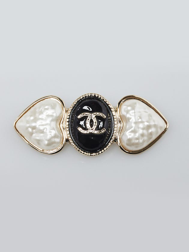 Chanel - Authenticated Pins - Pearl Silver for Women, Never Worn