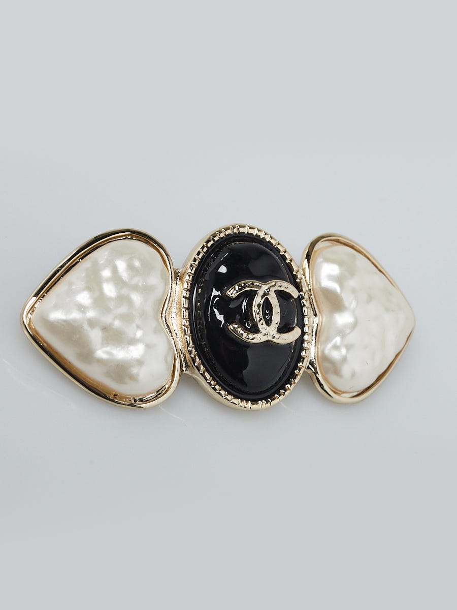 chanel brooches and pins