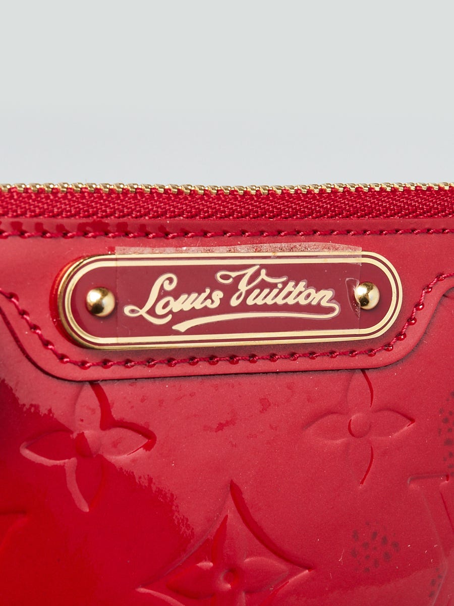 Louis Vuitton Pomme D'Amour Vernis Cles Coin/Key Purse For Sale at 1stDibs   louis vuitton red key pouch, louis vuitton vernis cles, louis vuitton  vernis coin purse