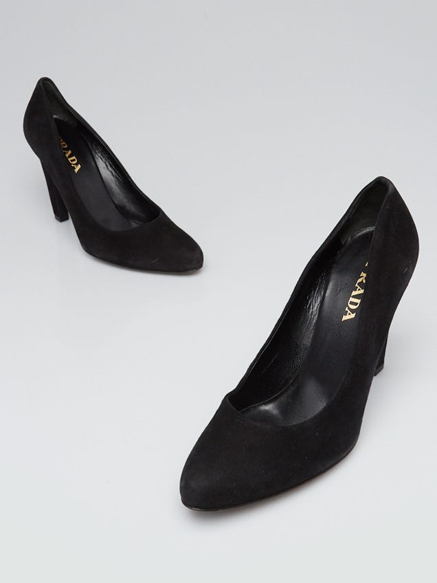 PRADA shops black suede pumps