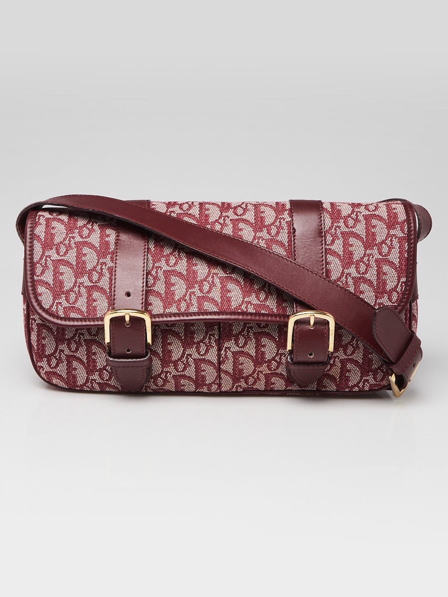 ChristianDiorトロッター メッセンジャーバッグ Christian Dior Red Dior Trotter Logo Canvas Double Buckle