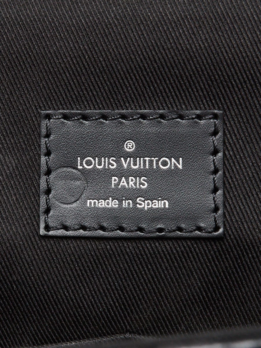 Louis Vuitton Monogram Eclipse Canvas District PM Messenger Bag - Yoogi's  Closet