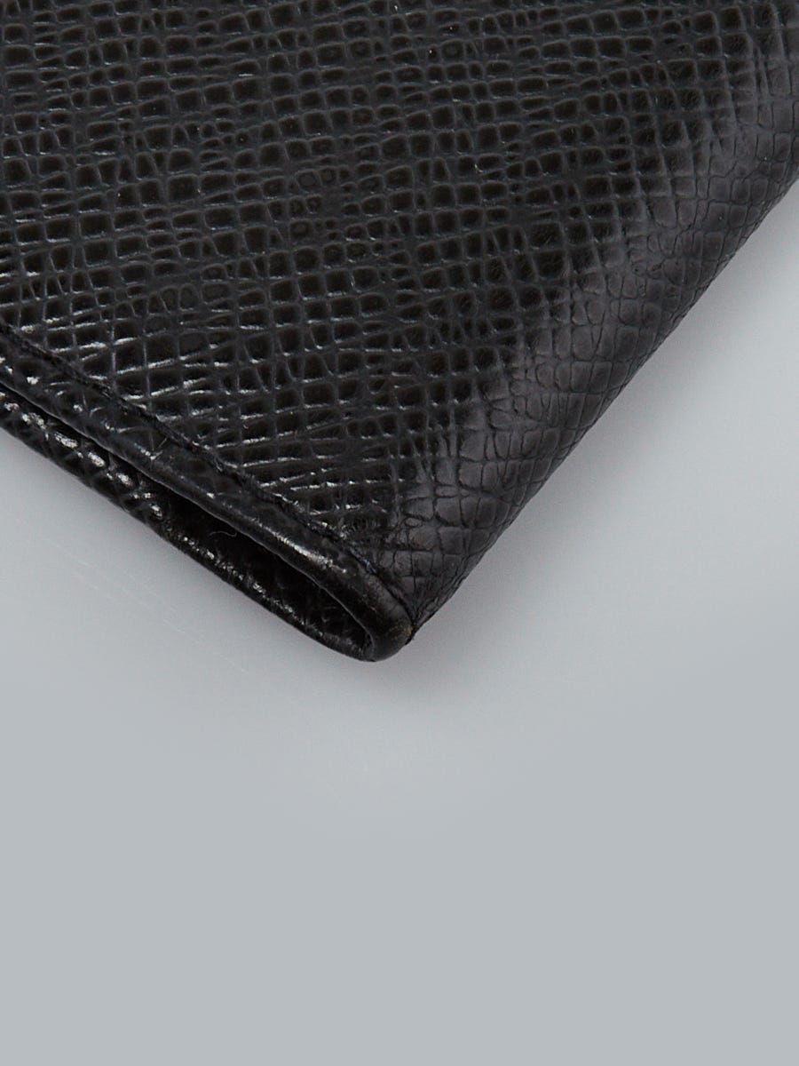 Louis Vuitton Black Taiga Leather Passport Holder Wallet - Yoogi's Closet