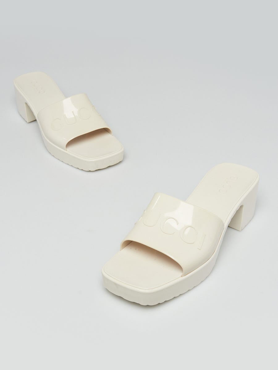 Women's rubber slide sandal in white rubber