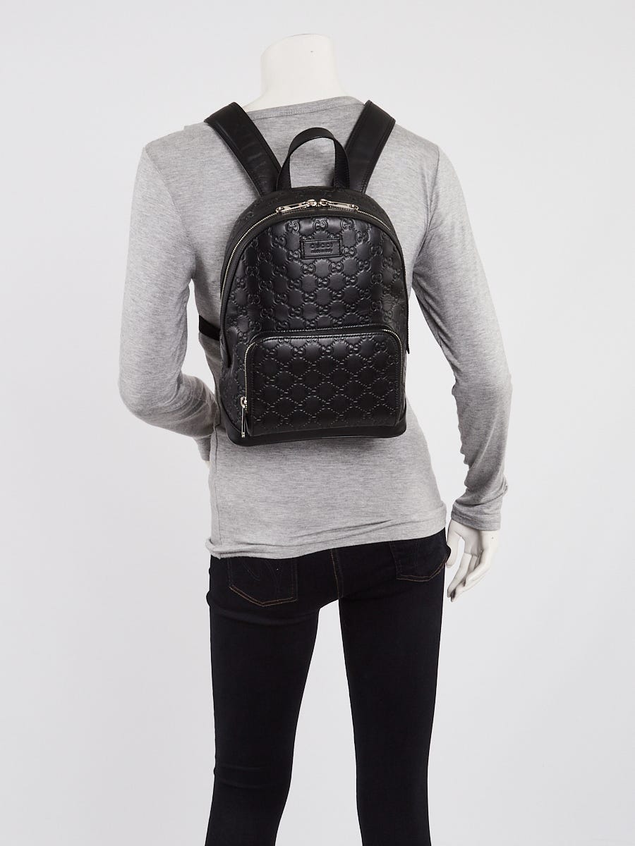 Gucci Black Guccissima Leather Signature Small Backpack Bag  display picture 3