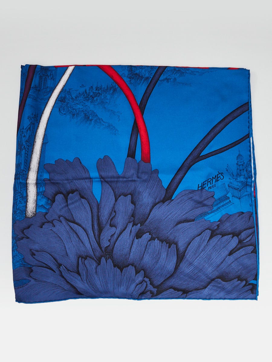Hermes 90cm Blue/Red Silk A l'ombre des Pivoines Square Hermes 90cm Blue/Red Silk A l'ombre des Pivoines Square