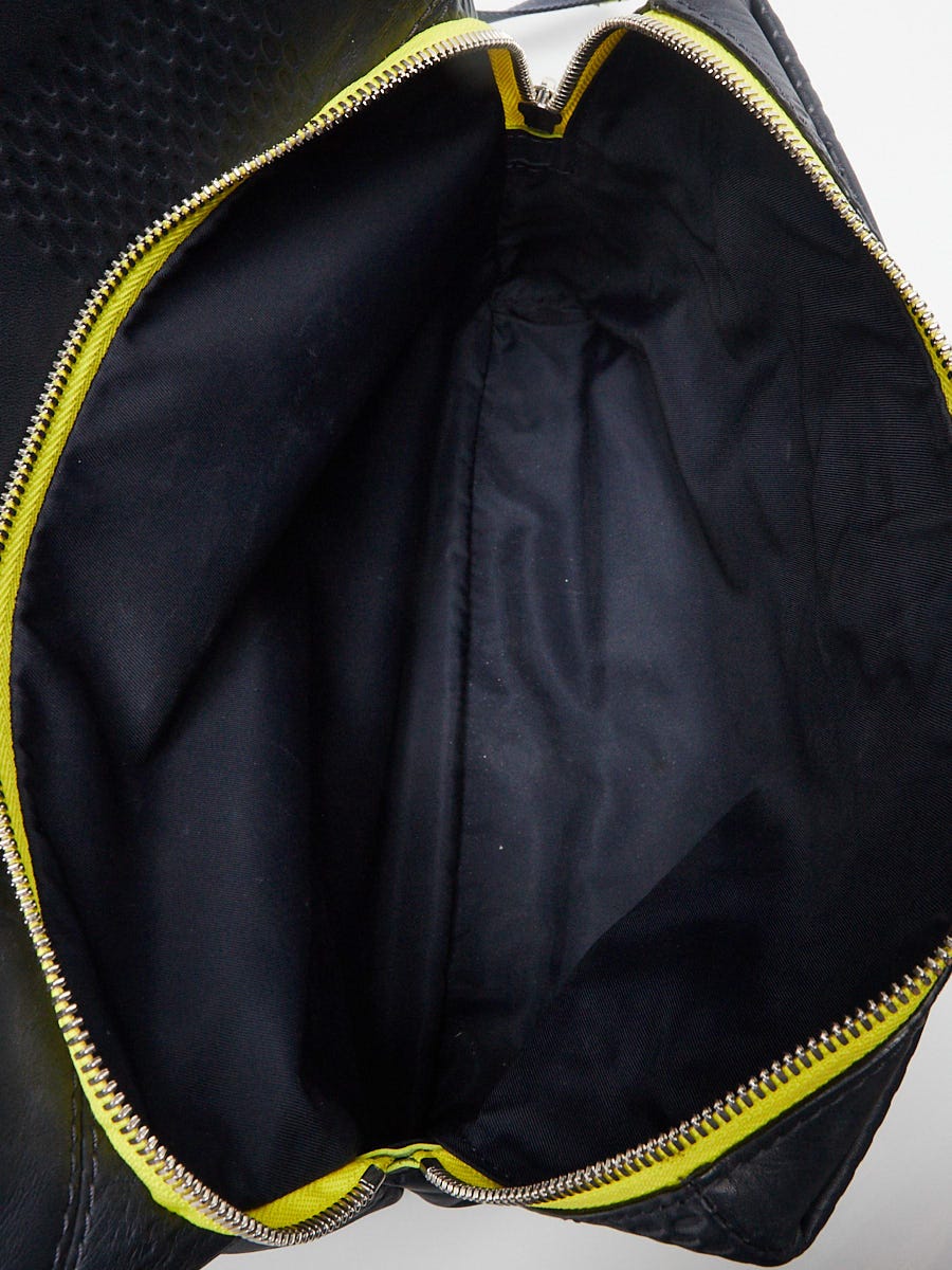 LOUIS VUITTON Damier Azur Latitude America's Cup Apollo Backpack Yellow  1251569