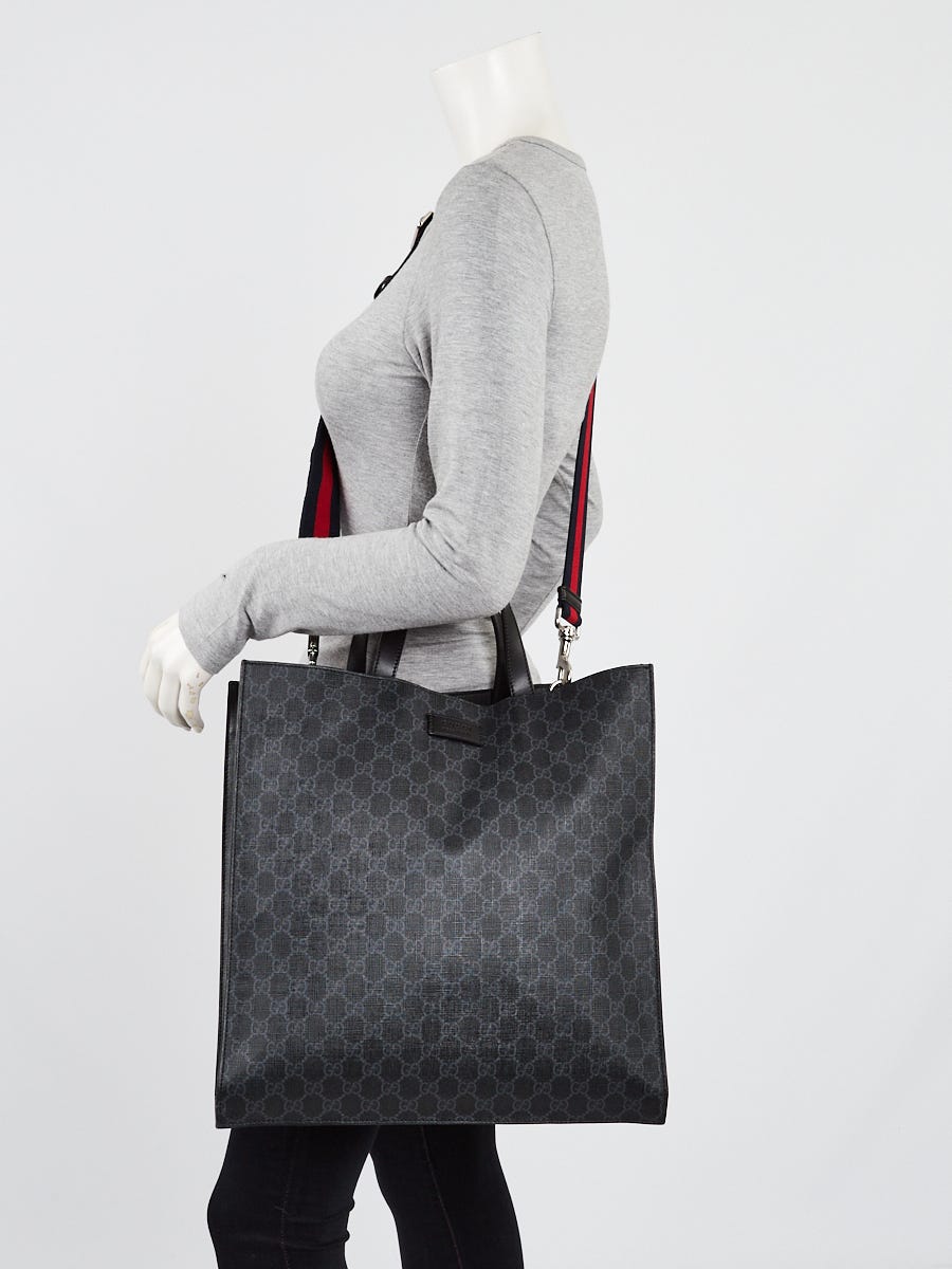 Gucci Gg Supreme Canvas Tote Bag In Black