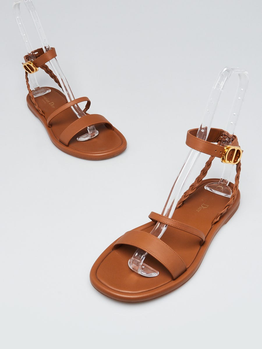 Christian Ｄ ior women selling sandals 7.5 (38)