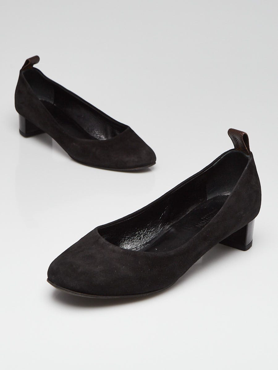 Louis Vuitton, Shoes, Louis Vuitton Uniform Black Pumps In Excellent  Condition