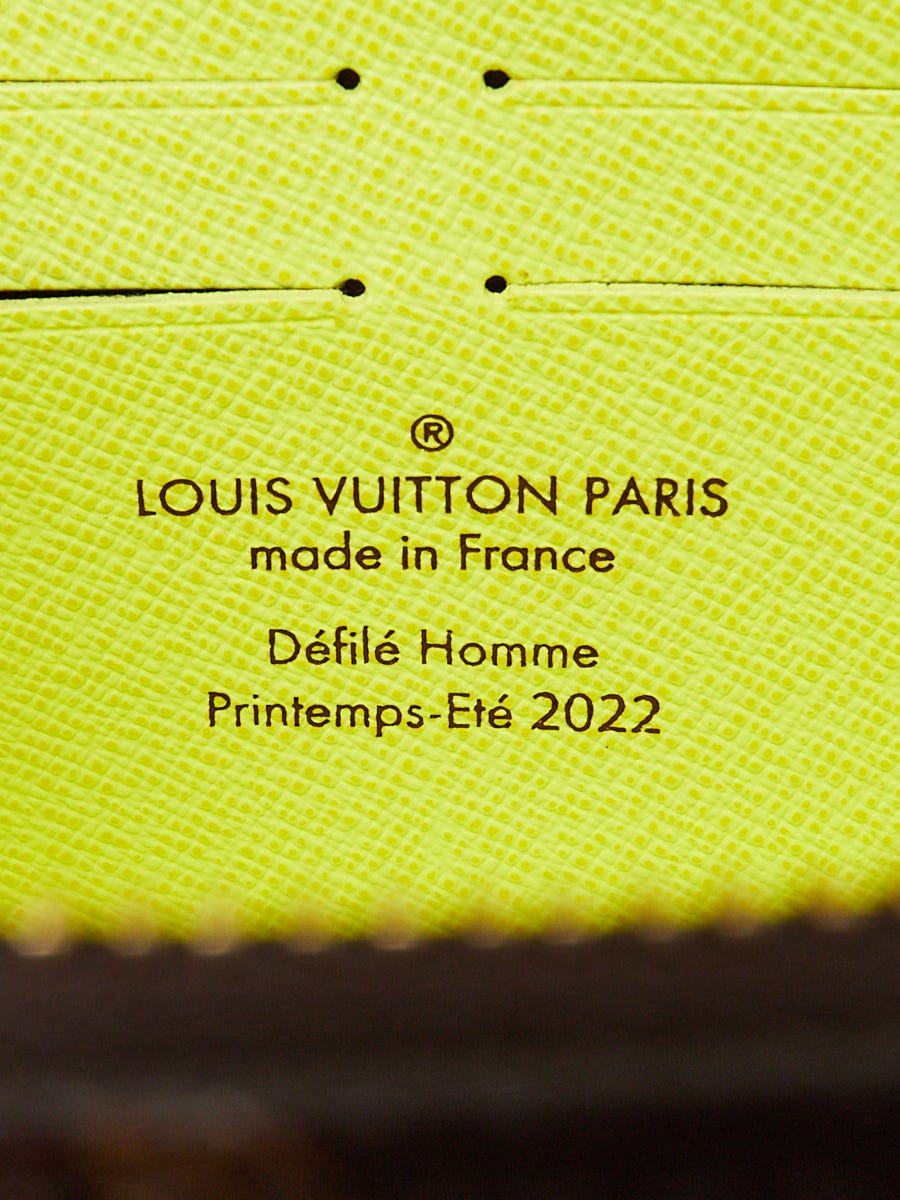 Louis Vuitton LV Unisex NBA Handle Soft Trunk No. 7 Saffron Cowhide Calf -  LULUX