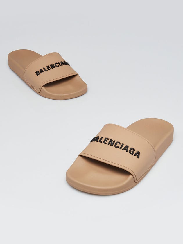 Balenciaga Beige Rubber Logo Slides Size 4.5/35