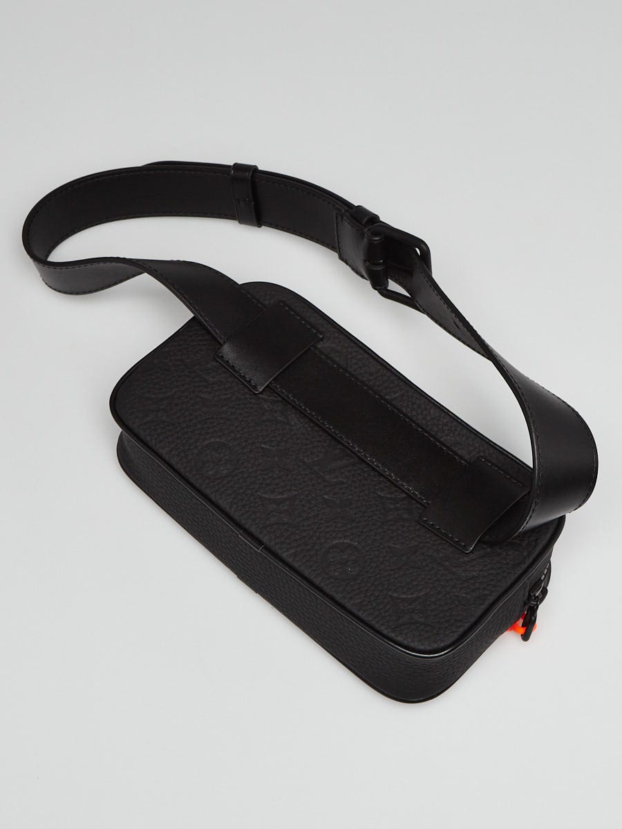 Louis Vuitton Black Taurillon Monogram Leather Solar Ray Soft Pochette  Volga Belt Bag - Yoogi's Closet