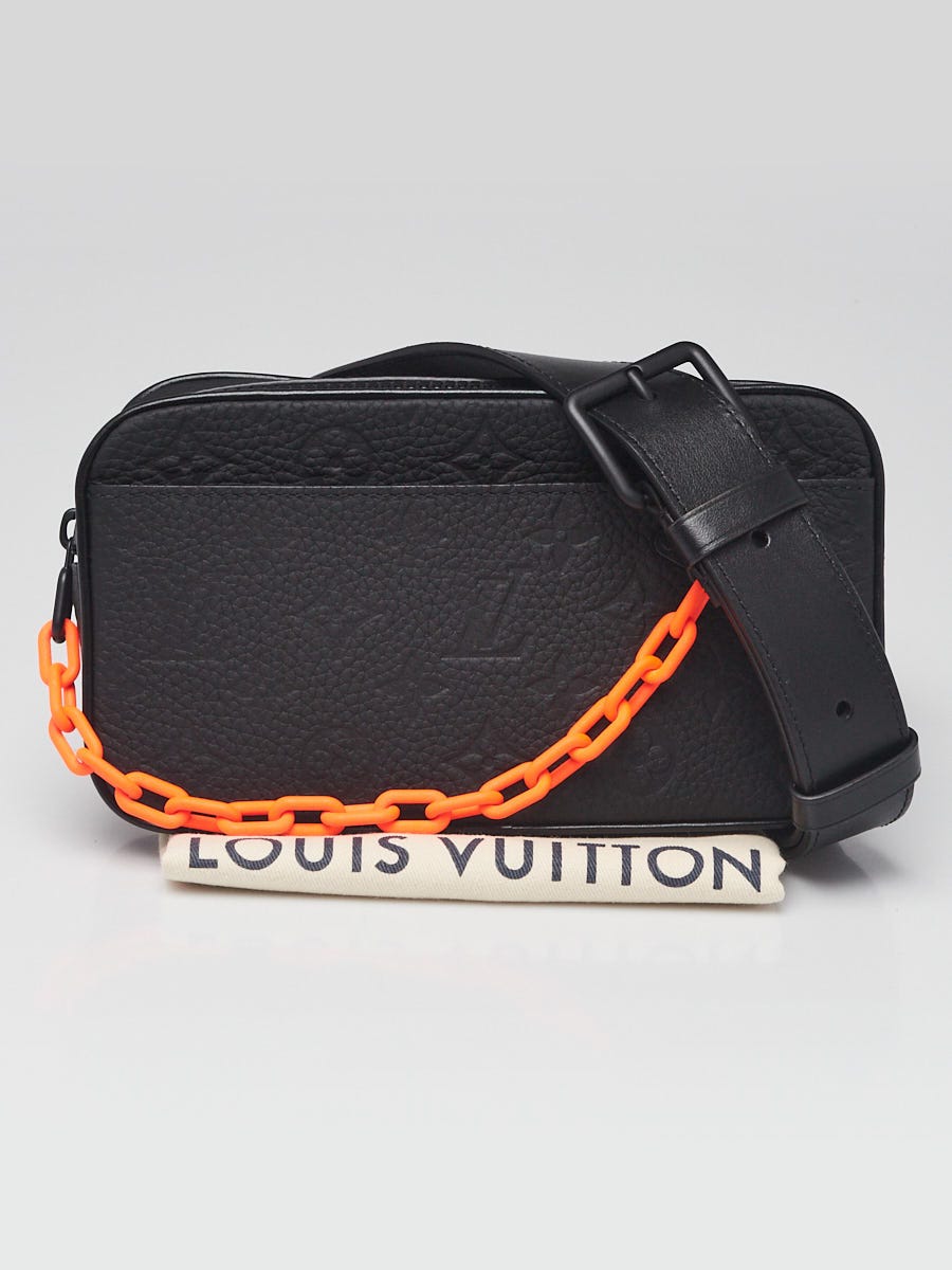 Louis Vuitton Black Taiga Leather Kasai Clutch Bag - Yoogi's Closet