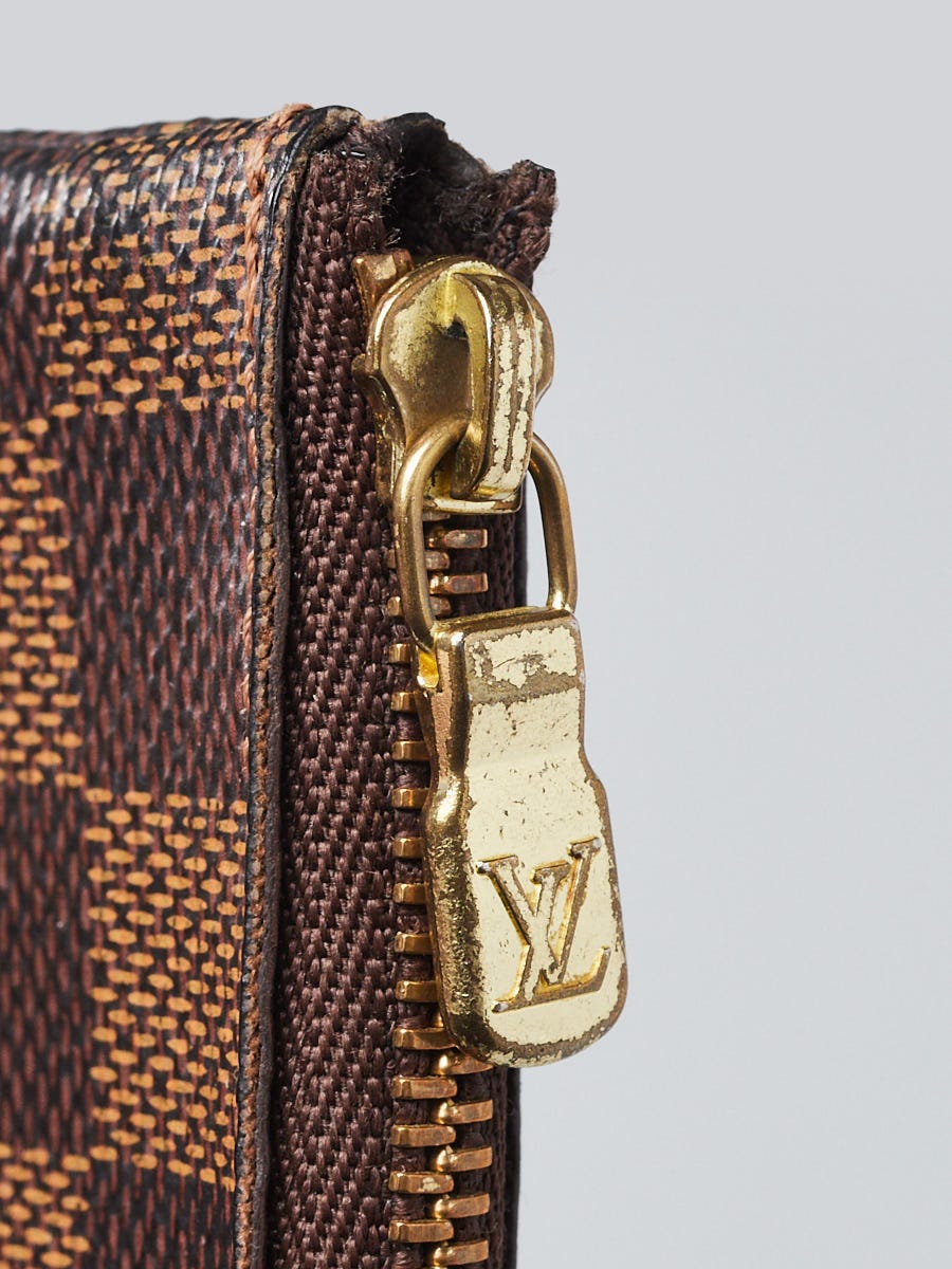 Louis Vuitton Monogram Canvas Pochette Cles Key and Change Holder - Yoogi's  Closet