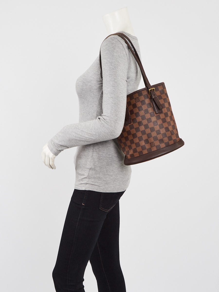 Louis Vuitton Damier Canvas Marais Bucket Bag w/o Accessories Pochette -  Yoogi's Closet