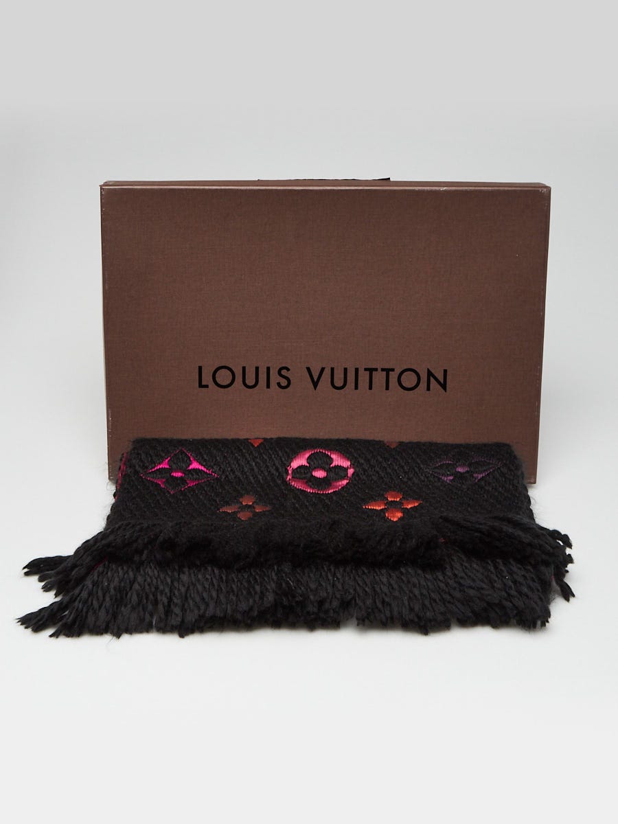 Louis Vuitton Logomania Silk Stories Wool Scarf – Chic Boutique