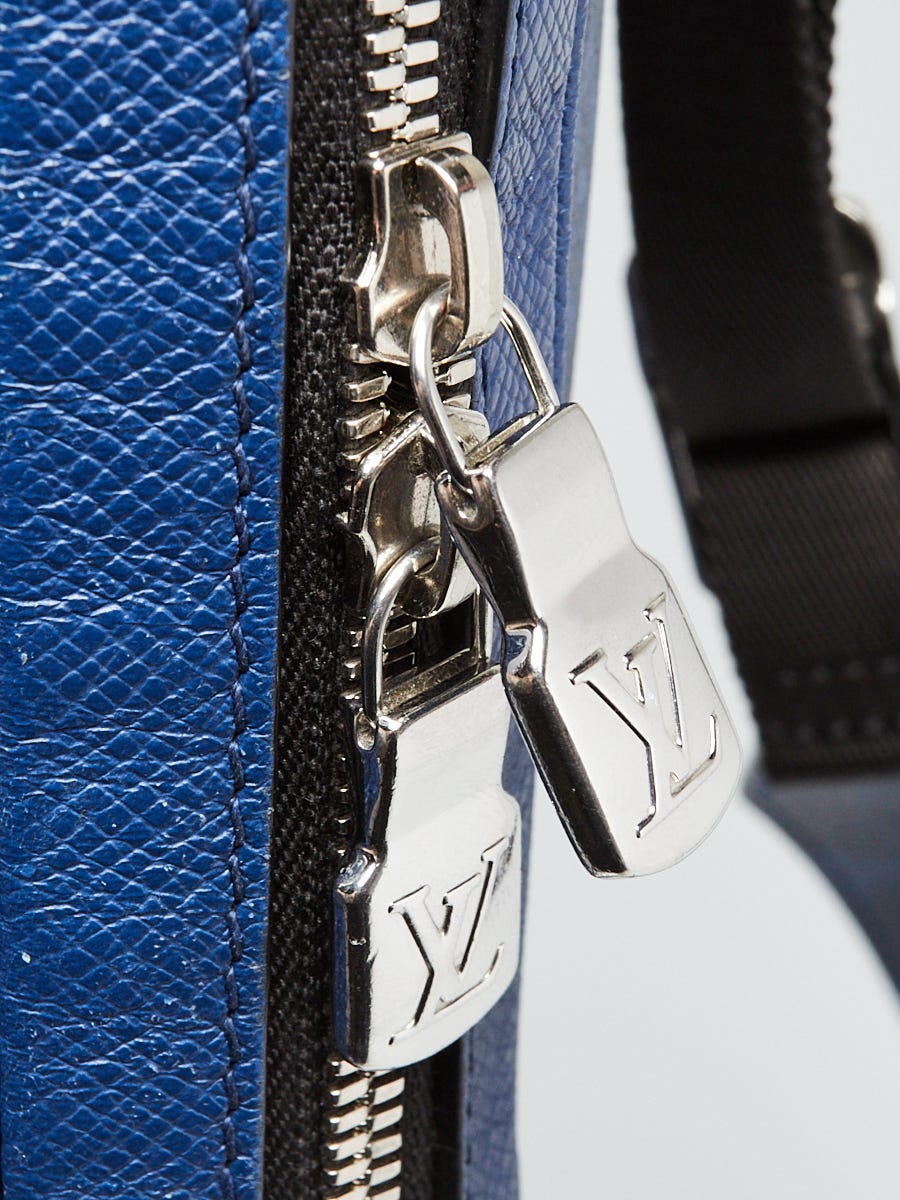 Louis Vuitton Black Monogram Taigarama Canvas Outdoor Messenger Bag -  Yoogi's Closet