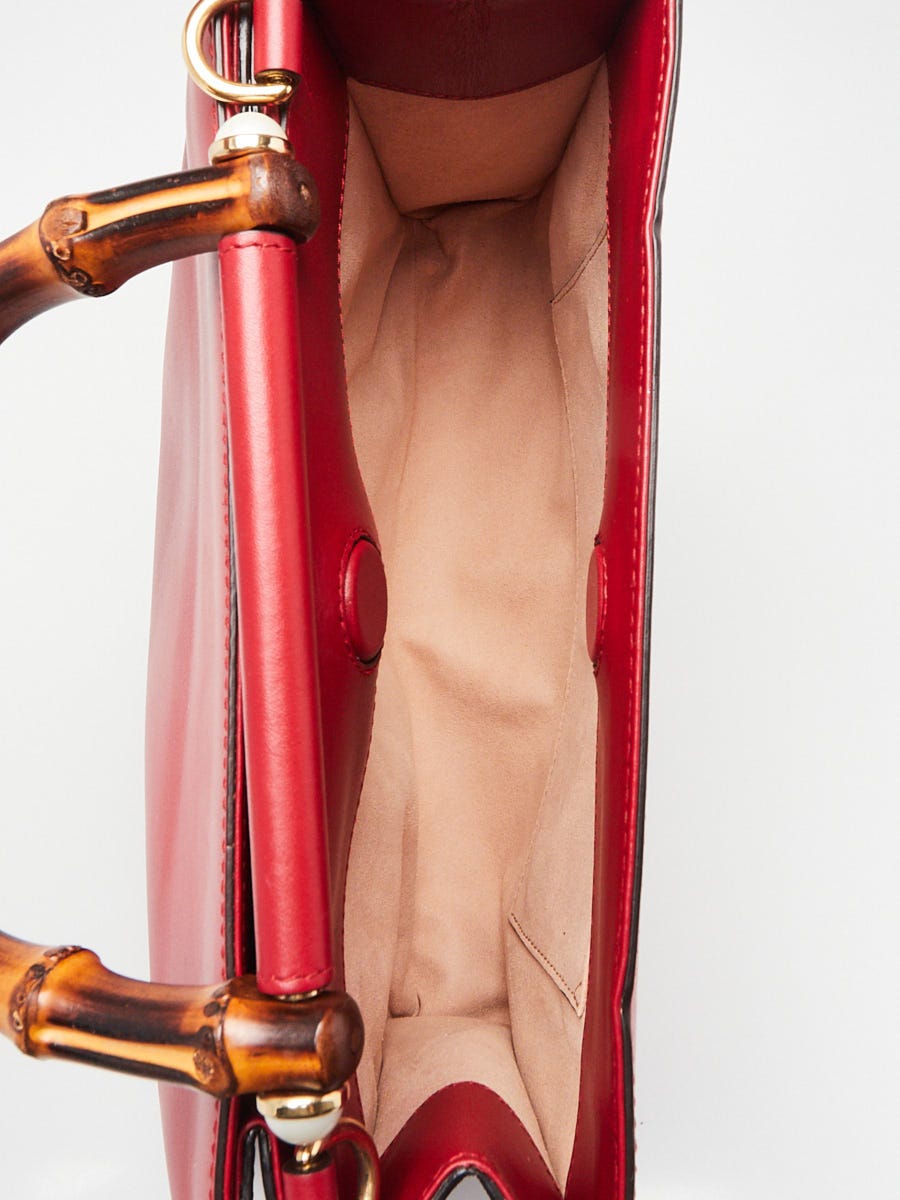 Gucci Red Smooth Calfskin Leather Nymphaea Medium Top Handle Bag
