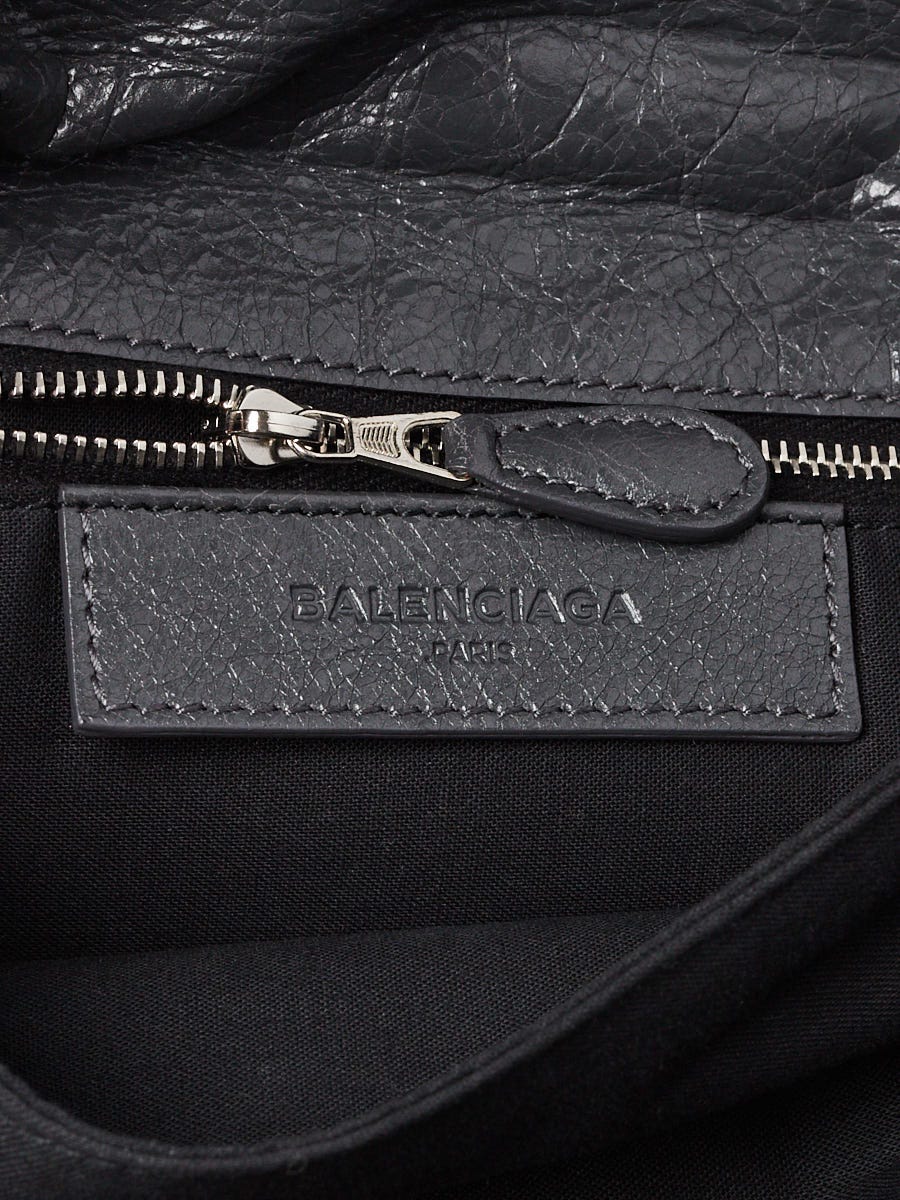 Balenciaga Gris Fossile Lambskin Leather Giant 12 Silver Envelope Clutch Crossbody w/ Strap Bag