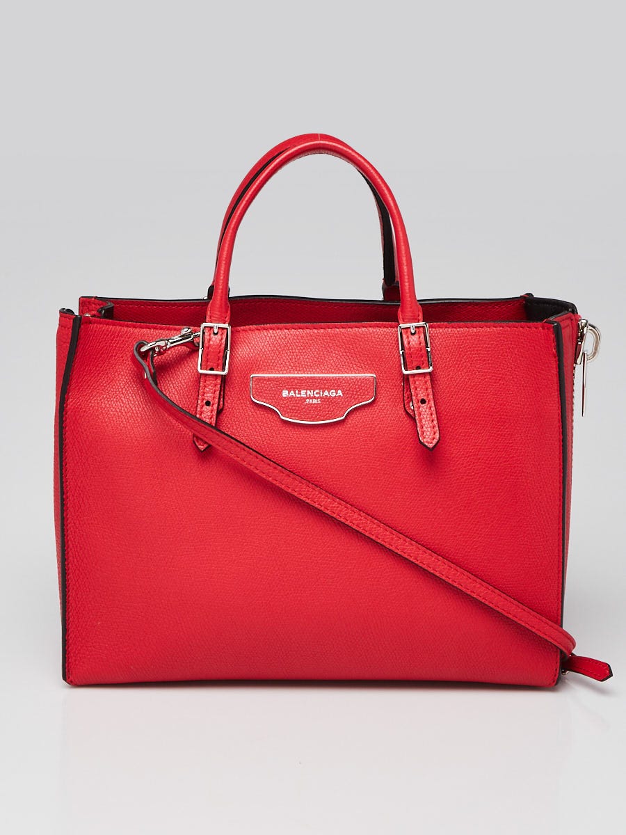Balenciaga Rouge Grenade Grained Calfskin Leather Papier A6 Zip Around Tote Bag Yoogi s Closet