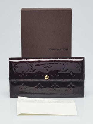 Louis Vuitton Beige Monogram Vernis Ludlow Wallet - Yoogi's Closet