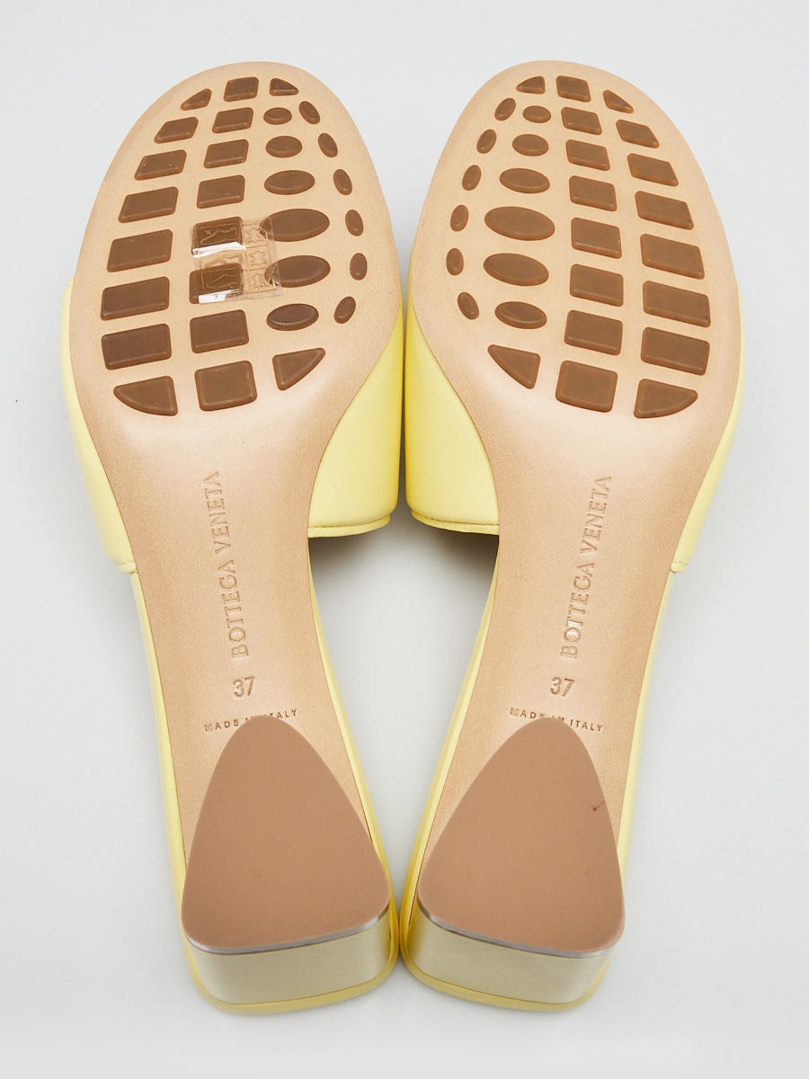 Bottega Veneta Yellow Lambskin Leather The Band Mule Heels Size 6.5/37