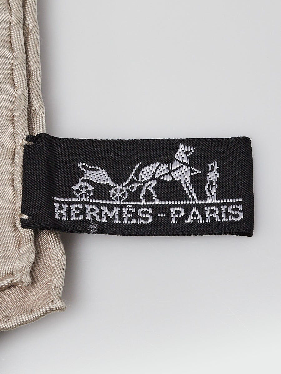Hermes Grey Wool and Silk Hand Rolled H Logo Shawl Scarf