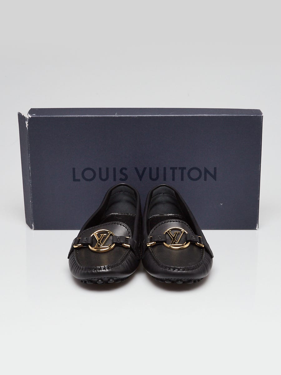 Dauphine leather flats Louis Vuitton Black size 35.5 EU in Leather