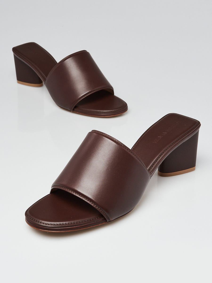 Bottega Veneta Brown Lambskin Leather The Band Mule Heels Size 8.5