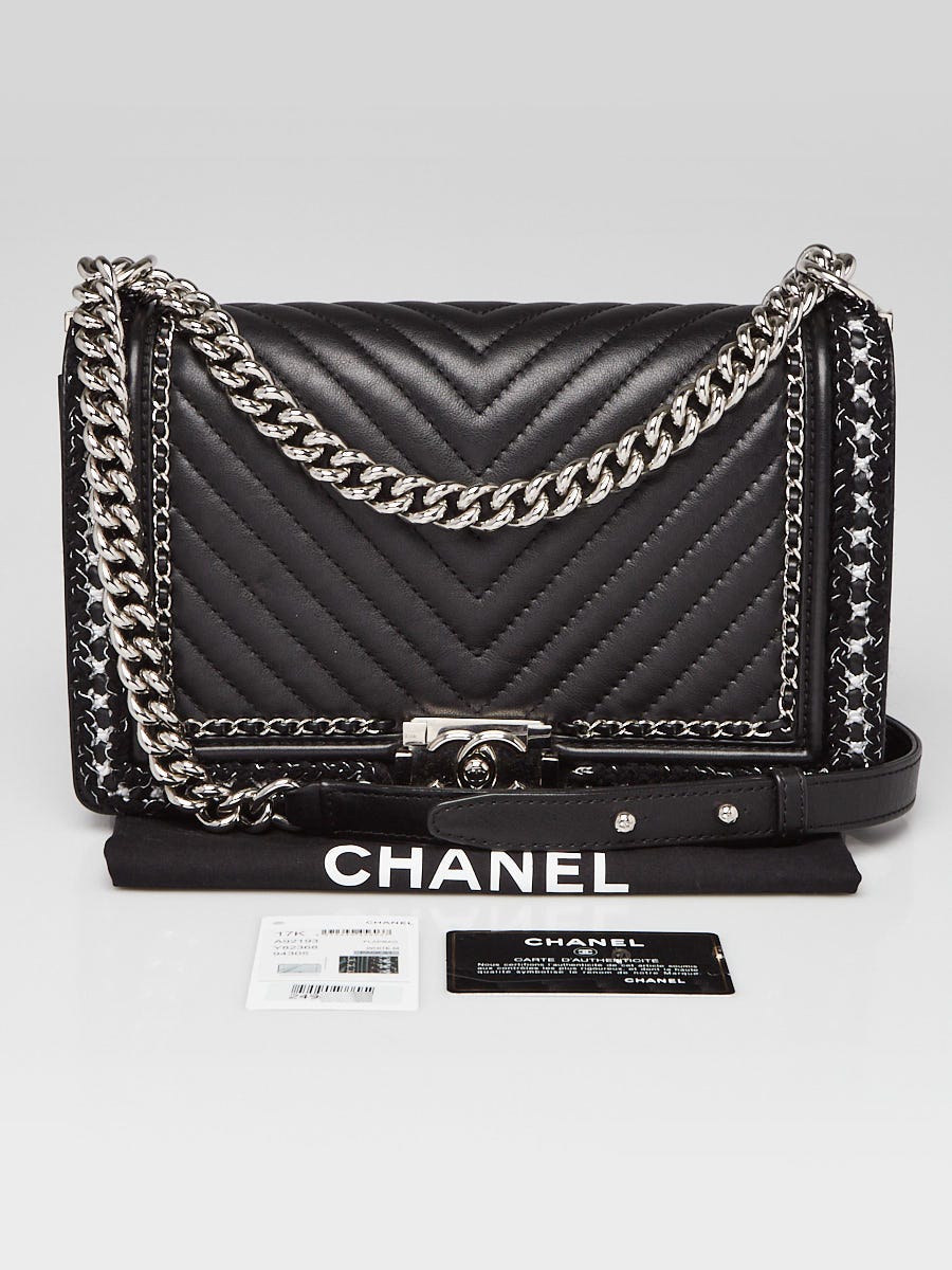 Chanel Black Chevron Quilted Leather Chain Around New Medium