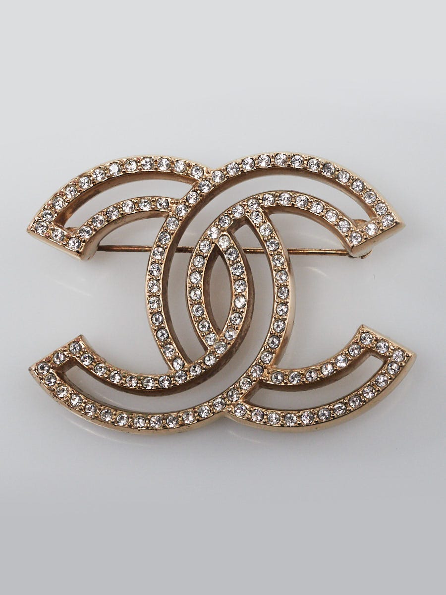 Chanel - Authenticated CC Pins - Metal Gold for Women, Very Good Condition