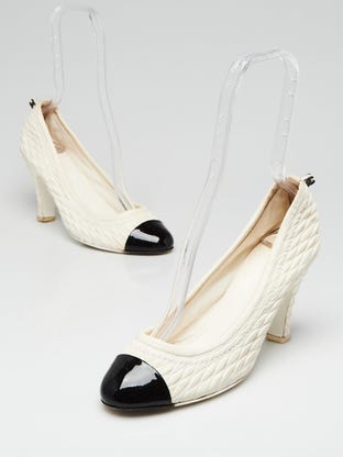 White Quilted Leather Cap Toe Elastic Pumps Size 7.5/38