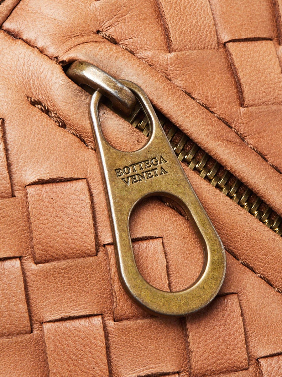 Bottega Veneta Peach Intrecciato Woven Leather Frame Pochette Bag - Yoogi's  Closet