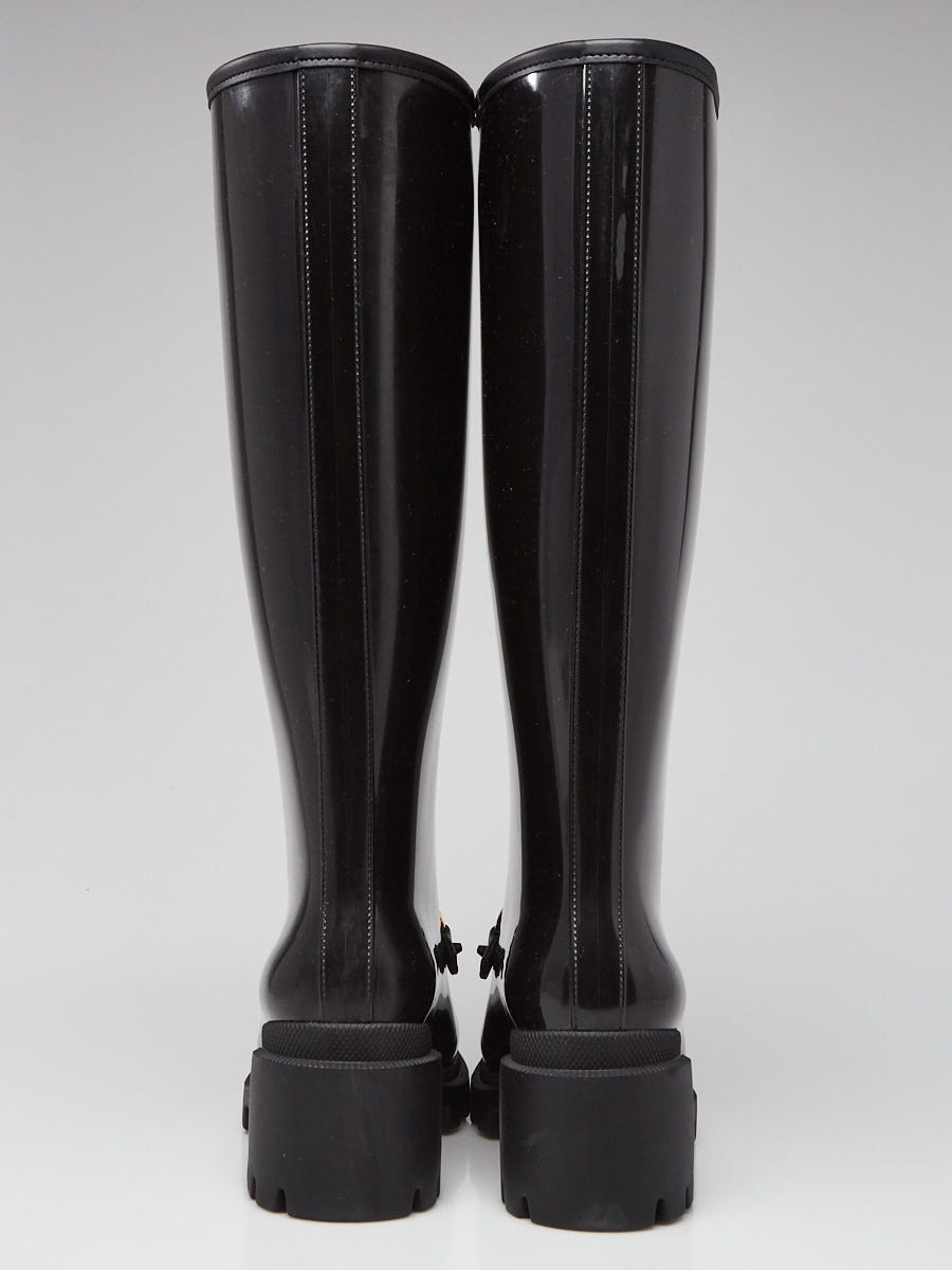 Rain boots sold near me hot sale