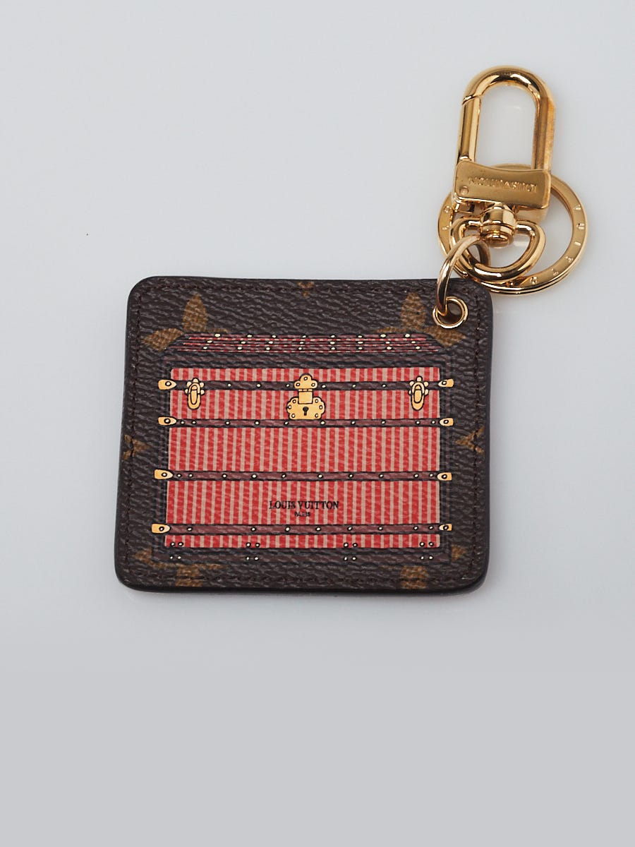 Louis Vuitton Limited Edition Monogram Canvas Illustre Bordeaux Trunk Key  Holder and Bag Charm - Yoogi's Closet