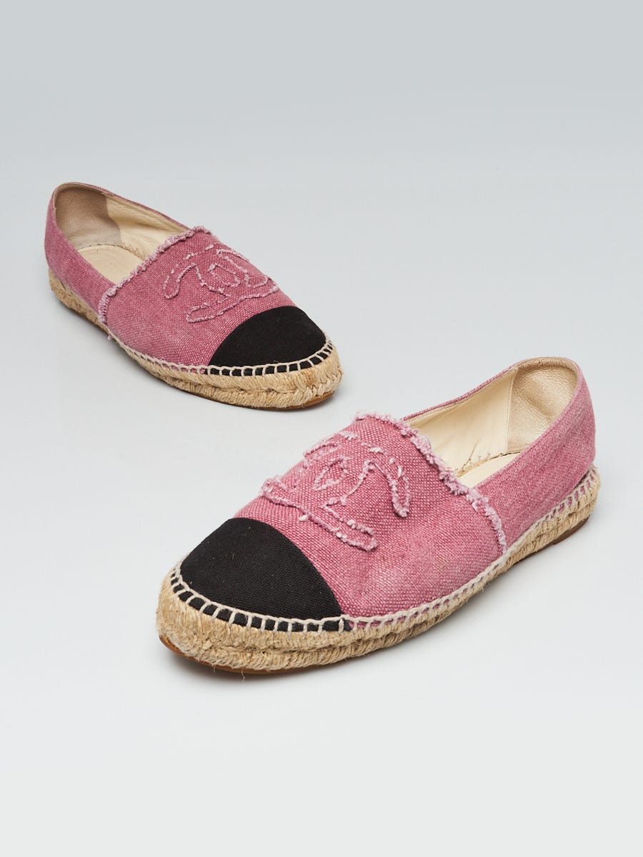Chanel Pink/Black Denim Cap Toe CC Espadrilles Size 11.5/42