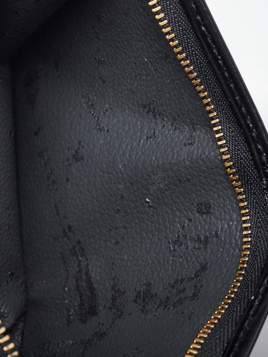 Louis Vuitton Black Epi Leather Trousse Toilette 15 Cosmetic Pouch -  Yoogi's Closet