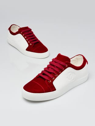 Red/White Velvet/Rubber Low Top Sneakers Size 10.5/41