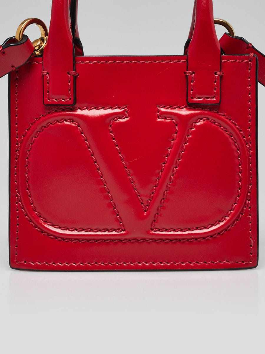 Vlogo leather tote Valentino Garavani Red in Leather - 23363604