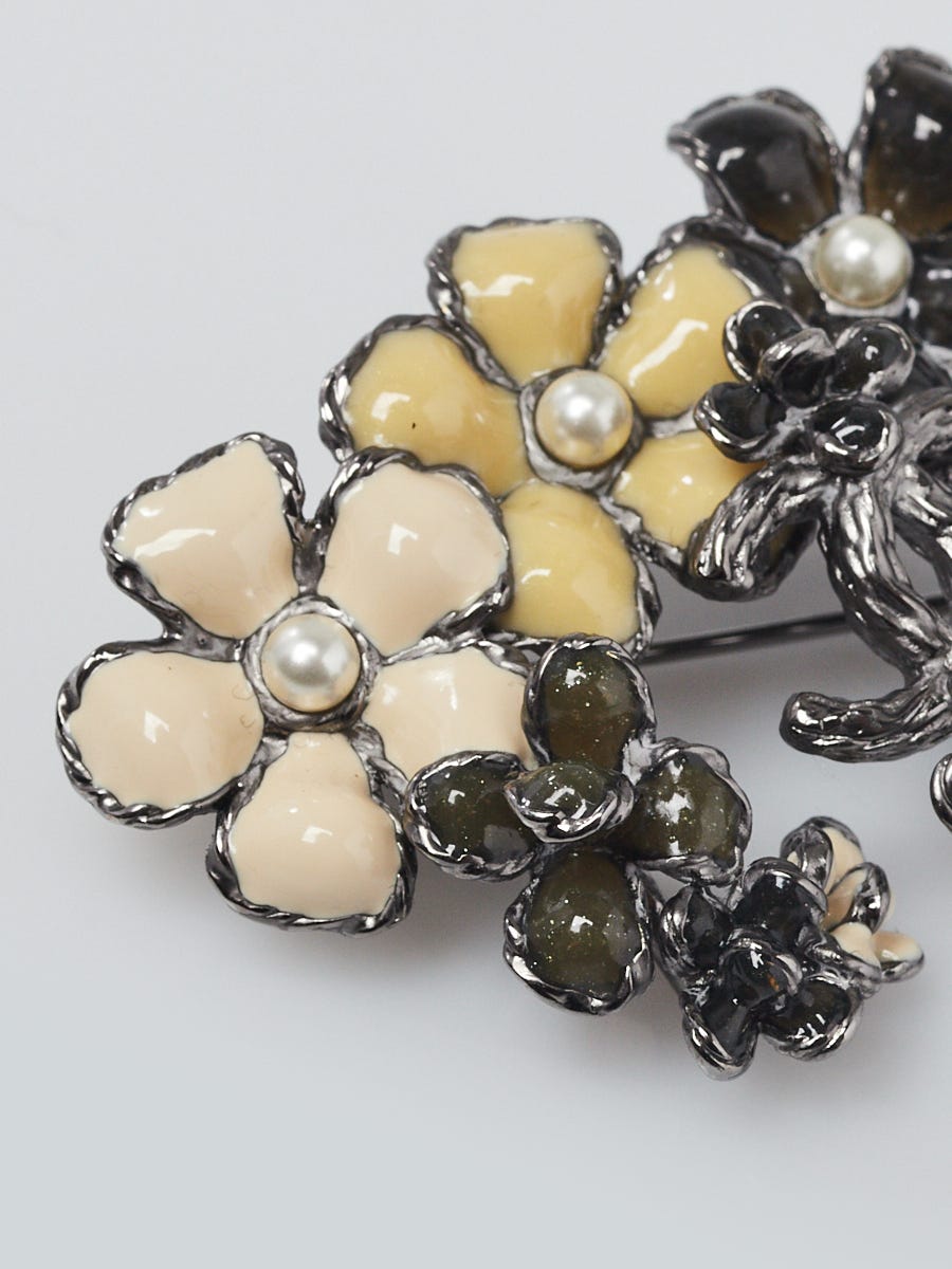 Chanel Silver Metal Resin Pearl CC Camellia Brooch