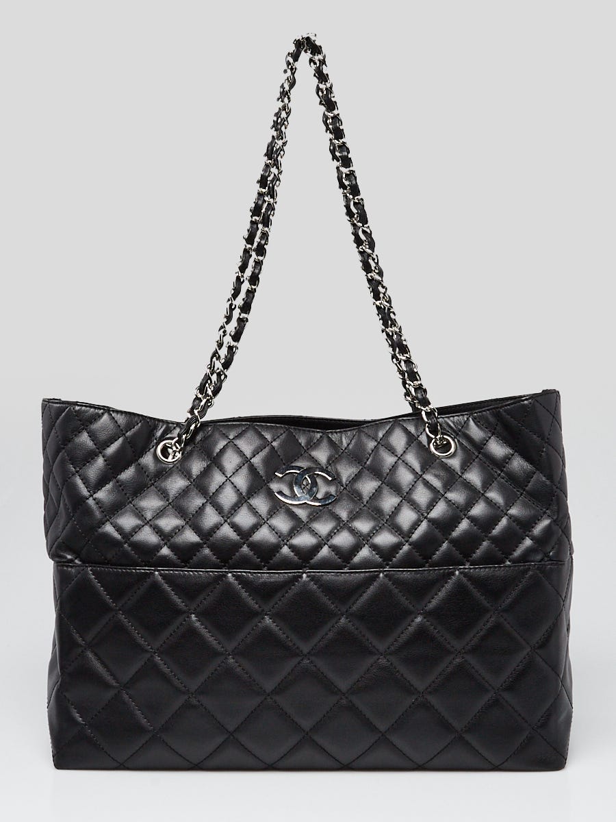 chanel black quilted tote bag leather
