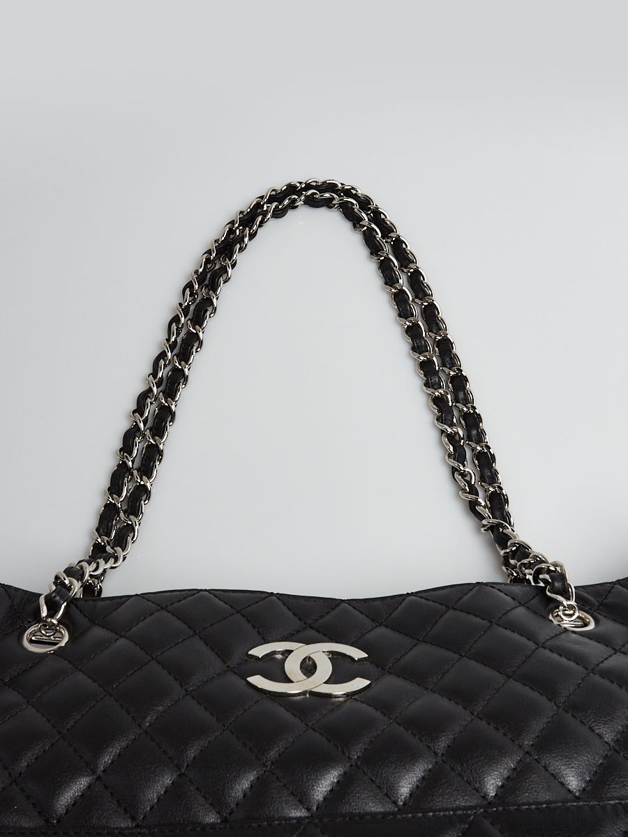 Officially Licensed Shop OnlineChanel Black Quilted Leather In the Business  Large Shopping Tote Bag - Yoogi's Closet, chanel in the business tote